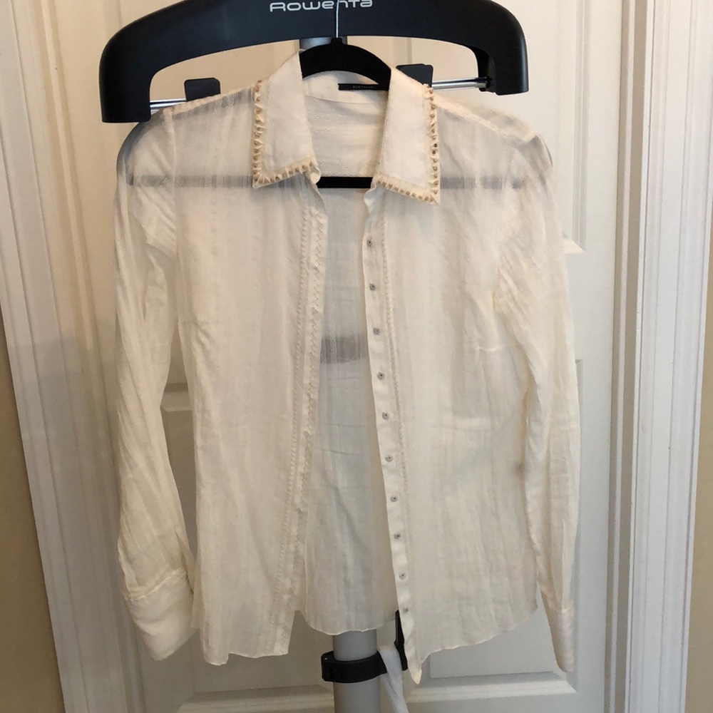 XS Eli’s Tahari Button down